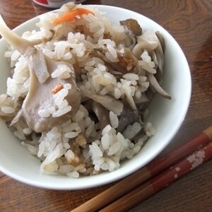 だしを吟味☆　「舞茸と鶏肉の炊き込みご飯」